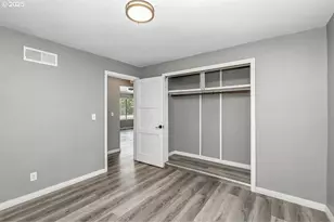 1307 E 5th St, Newberg, OR 97132 - Photo 21