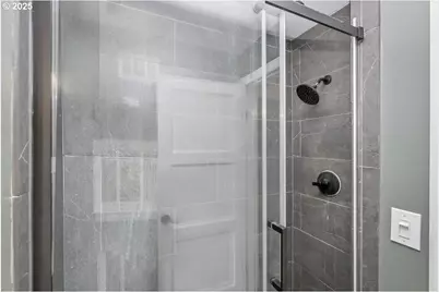 1307 E 5th St, Newberg, OR 97132 - Photo 23