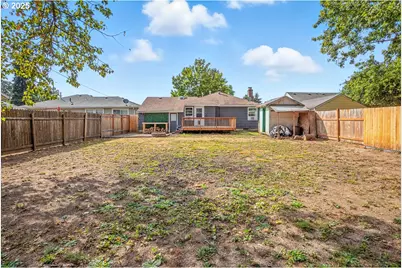 1307 E 5th St, Newberg, OR 97132 - Photo 31