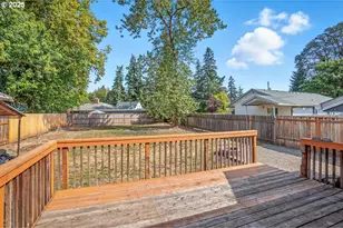 1307 E 5th St, Newberg, OR 97132 - Photo 25