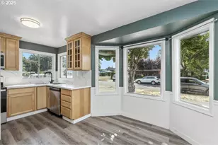 1307 E 5th St, Newberg, OR 97132 - Photo 11