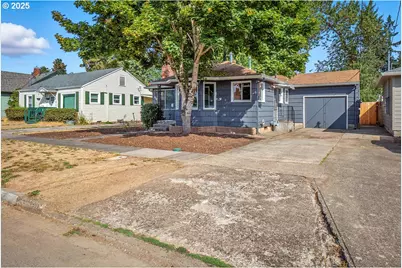 1307 E 5th St, Newberg, OR 97132 - Photo 3