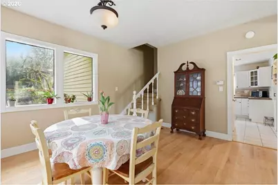 5850 SW Vermont St, Portland, OR 97219 - Photo 9