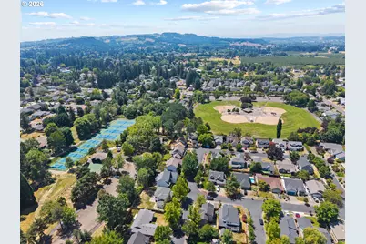 410 E Brandon Dr, Newberg, OR 97132 - Photo 45