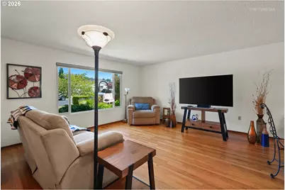 12510 SW Prince Phillip Ct, Portland, OR 97224 - Photo 9