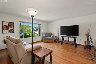 12510 SW Prince Phillip Ct, Portland, OR 97224 - Photo 9