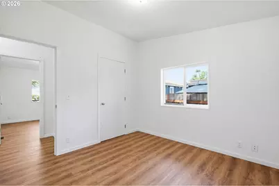 825 19th St, Springfield, OR 97477 - Photo 27