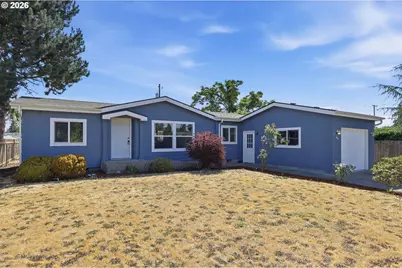 825 19th St, Springfield, OR 97477 - Photo 1