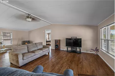 8525 SW Crescent Pl, Terrebonne, OR 97760 - Photo 9