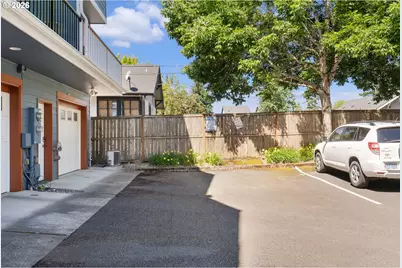 349 W Main St, Hillsboro, OR 97123 - Photo 33