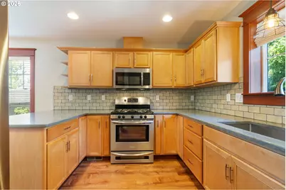 349 W Main St, Hillsboro, OR 97123 - Photo 11