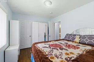 8647 NE Schuyler St, Portland, OR 97220 - Photo 15