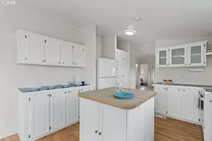 2007 SW 44th St, Pendleton, OR 97801 - Photo 11