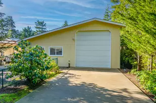 852 Munsel Creek Loop, Florence, OR 97439 - Photo 9