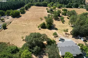 1383 N Old Pacific Hwy, Myrtle Creek, OR 97457 - Photo 17