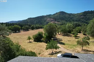 1383 N Old Pacific Hwy, Myrtle Creek, OR 97457 - Photo 25