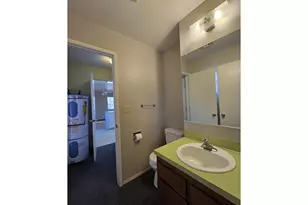 410 NW Elizabeth Ave, Winston, OR 97496 - Photo 27