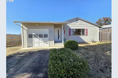 410 NW Elizabeth Ave, Winston, OR 97496 - Photo 7