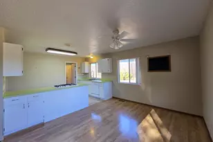 410 NW Elizabeth Ave, Winston, OR 97496 - Photo 19