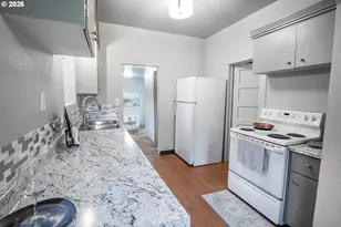 3621 E Amazon Dr, Eugene, OR 97405 - Photo 5