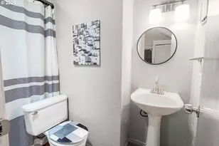 3621 E Amazon Dr, Eugene, OR 97405 - Photo 27