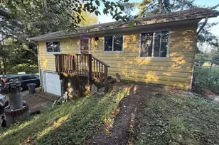 33719 Hwy 101 Bus, Warrenton, OR 97146 - Photo 1