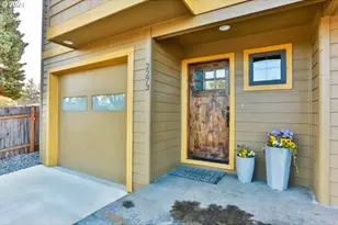 2273 June St, Hood River, OR 97031 - Photo 5