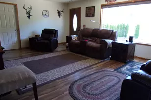 375 Jordan Creek Rd, Riddle, OR 97469 - Photo 17