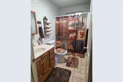 375 Jordan Creek Rd, Riddle, OR 97469 - Photo 27