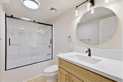 15938 SE Alder St, Portland, OR 97233 - Photo 27