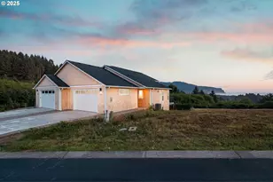6485 Heron View Dr, Neskowin, OR 97149 - Photo 27