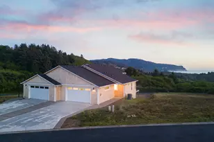 6485 Heron View Dr, Neskowin, OR 97149 - Photo 3
