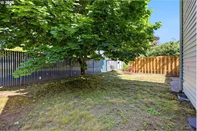 724 SE Rene Ave, Gresham, OR 97080 - Photo 29
