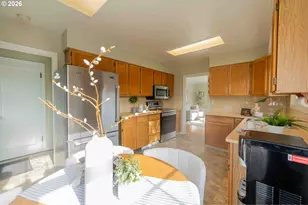 216 SE 75th Ave, Portland, OR 97215 - Photo 13