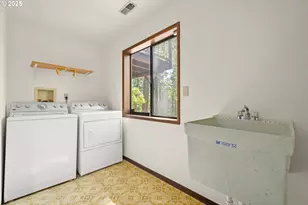 2431 W Lynnwood Dr, Longview, WA 98632 - Photo 19