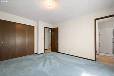 2431 W Lynnwood Dr, Longview, WA 98632 - Photo 13