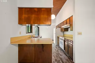 2431 W Lynnwood Dr, Longview, WA 98632 - Photo 7