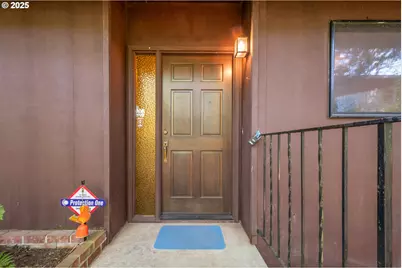 2431 W Lynnwood Dr, Longview, WA 98632 - Photo 3