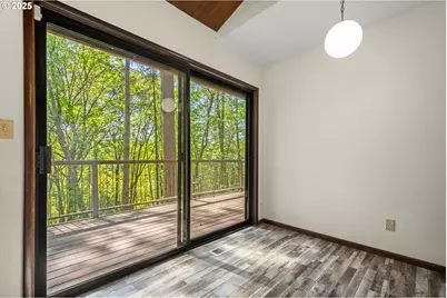 2431 W Lynnwood Dr, Longview, WA 98632 - Photo 11