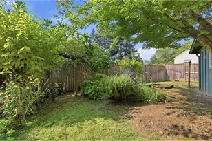 946 Nantucket Ave, Eugene, OR 97404 - Photo 41