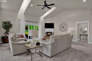 2332 Rosemary Ct, Florence, OR 97439 - Photo 11