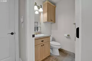 2332 Rosemary Ct, Florence, OR 97439 - Photo 37