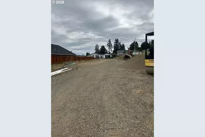 658 Boulder Loop, Creswell, OR 97426 - Photo 1