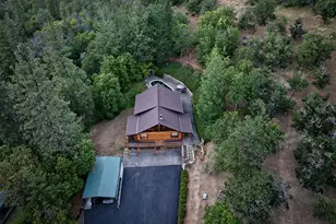 5361 Jacksonville Hwy, Jacksonville, OR 97530 - Photo 9