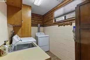 5361 Jacksonville Hwy, Jacksonville, OR 97530 - Photo 21