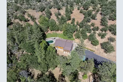 5361 Jacksonville Hwy, Jacksonville, OR 97530 - Photo 7