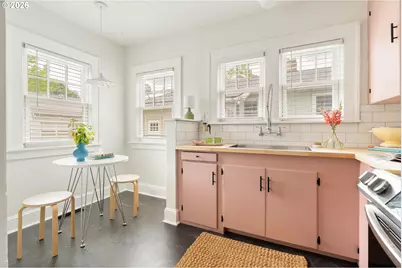 6354 N Greeley Ave, Portland, OR 97217 - Photo 13