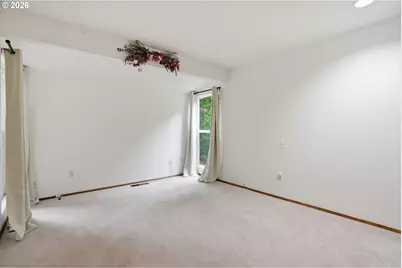 10440 SW Century Oak Dr, Portland, OR 97224 - Photo 11