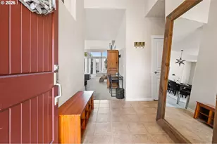 10651 Village Loop, Redmond, OR 97756 - Photo 5