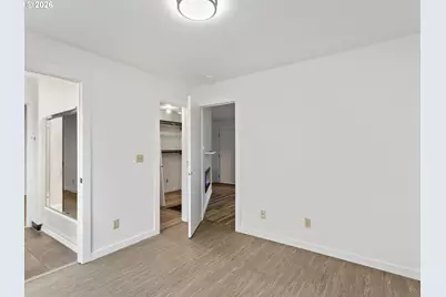 8635 NE Skidmore St, Portland, OR 97220 - Photo 21